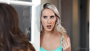 Squirting right more my step mom's mature friend&excl; - Abigail Mac&comma; Underline Lux